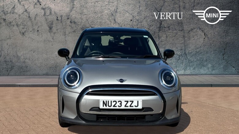 MINI Hatchback 1.5 Cooper Classic Premium 5dr Auto Petrol Hatchback